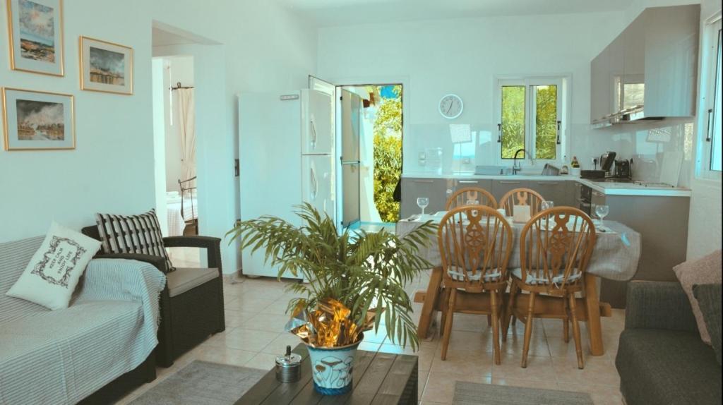 Spiti Paralia By Corfu Solutions Afionas
